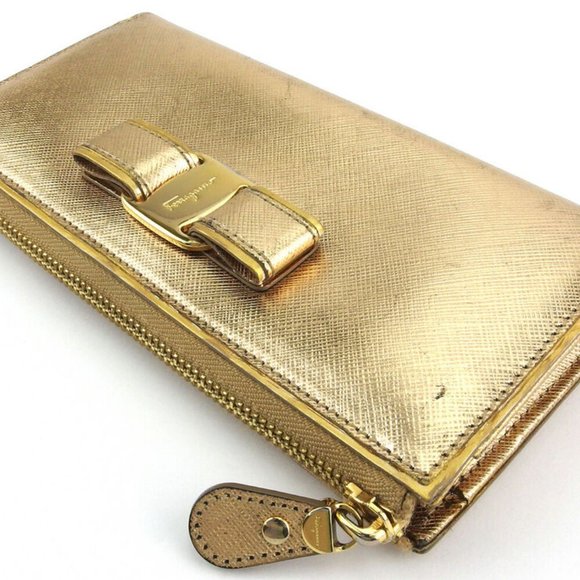 Salvatore Ferragamo wallet Vala ribbon leather Authentic used